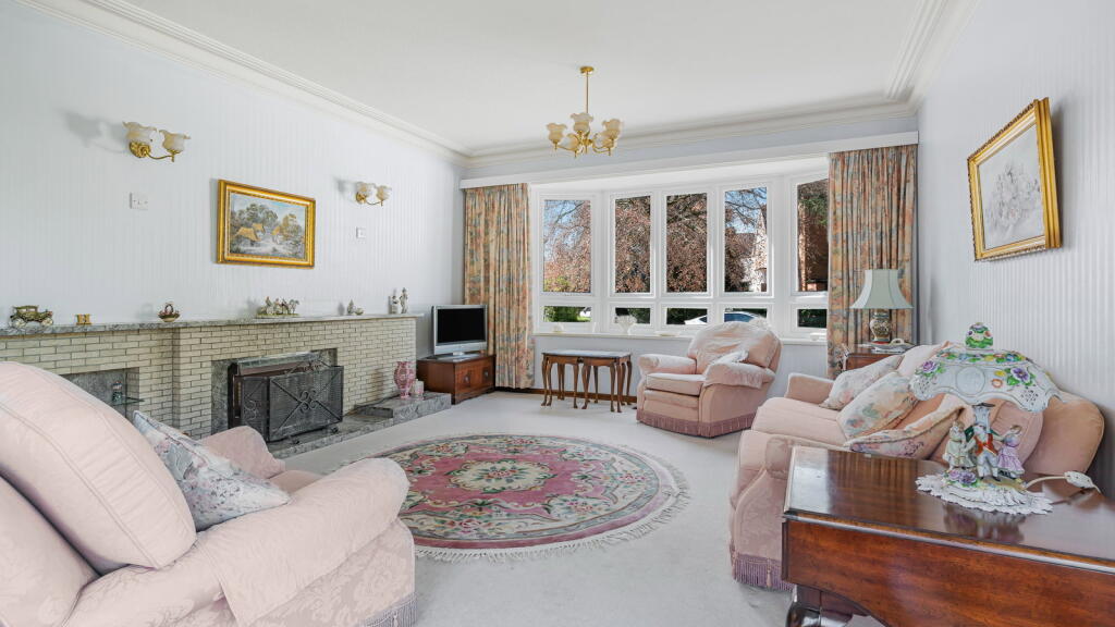 Additional image 6 of El Castano, Hampton Lane