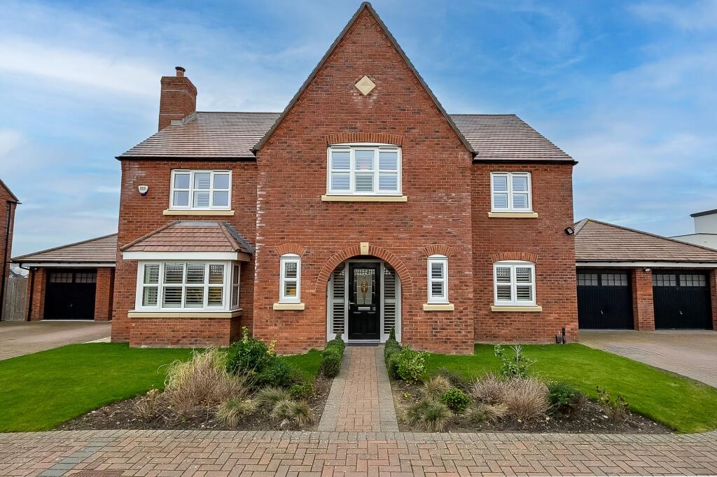 Main image of property: Folly Close, Blundellsands, L23