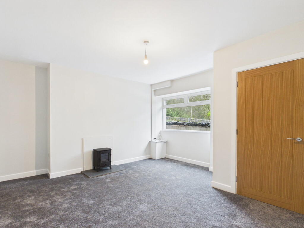 House in Lancaster - View 4
