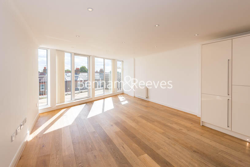 Main image of property: Cambridge Road, Hanwell, W7