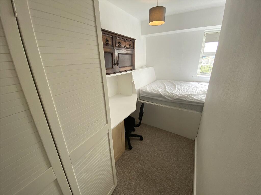 Lampards Buildings, Bath, Somerset, BA1 - More