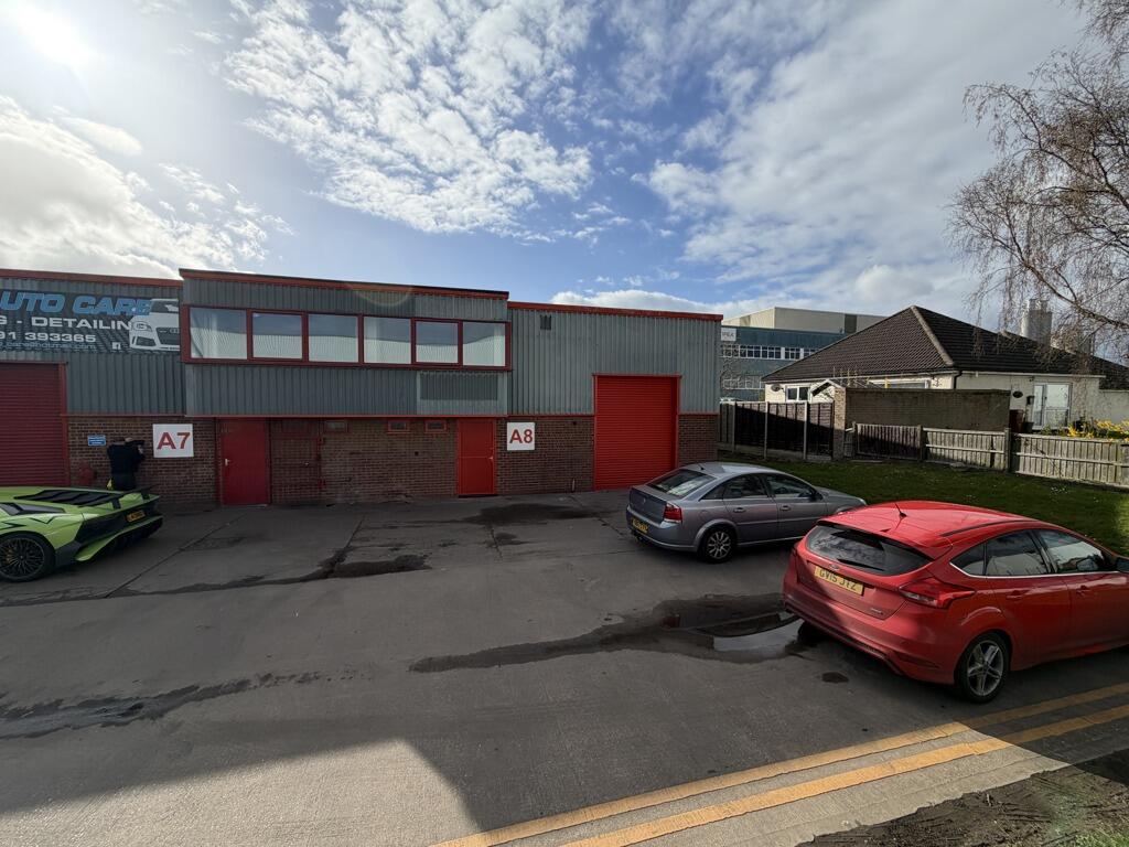 Main image of property: Unit A8, Mercia Way, Foxhills Industrial Estate, Scunthorpe, North Lincolnshire , DN15 8RE
