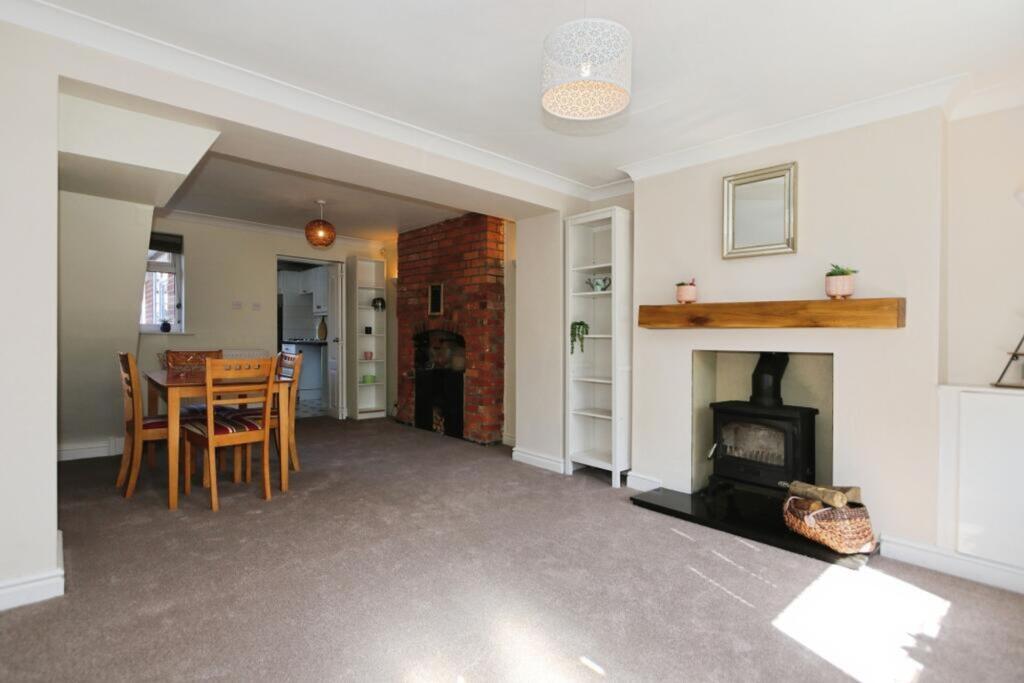 House in Leicester - View 3