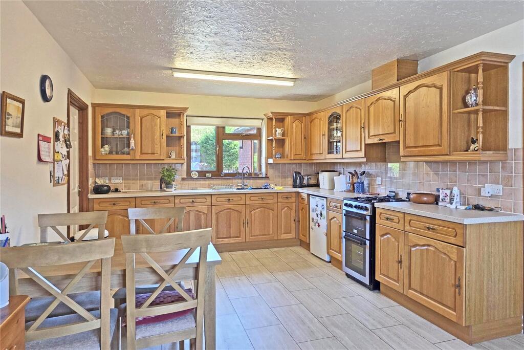 House in Llandrindod - More