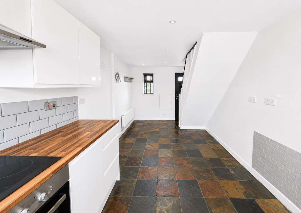 House in Dacorum, The Planets, Highfield - More