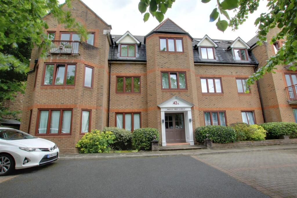 Main image of property: The Ridgeway, Enfield