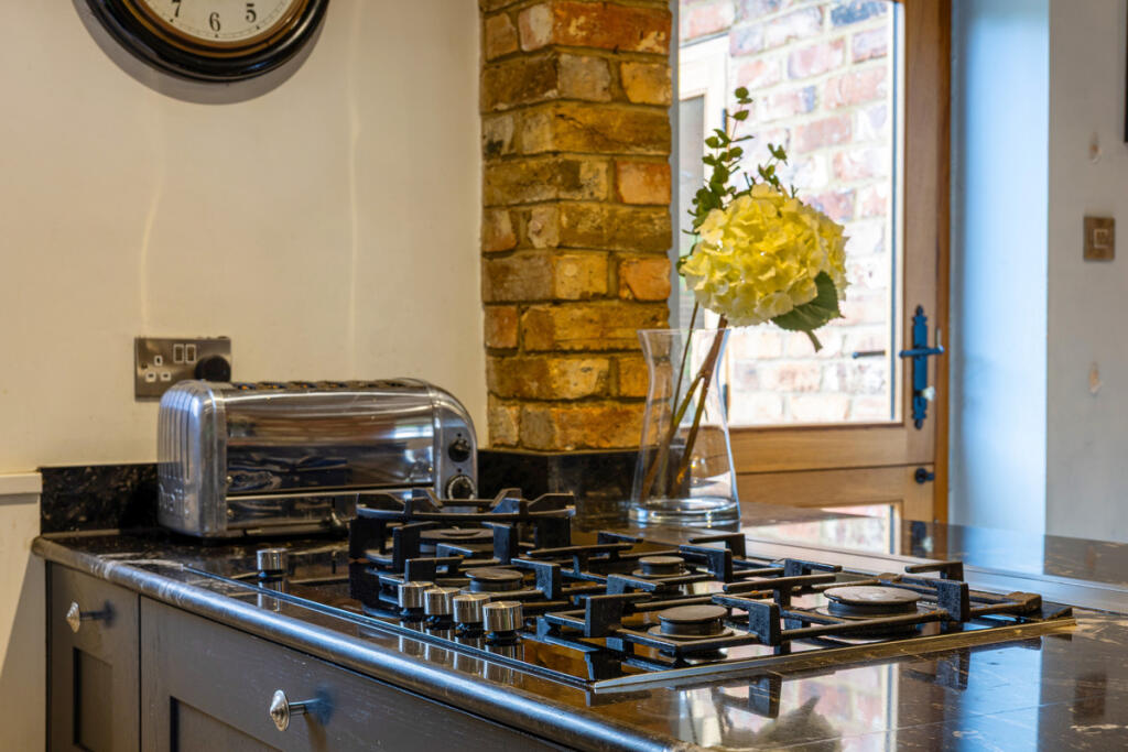 House in Cheddington - View 5