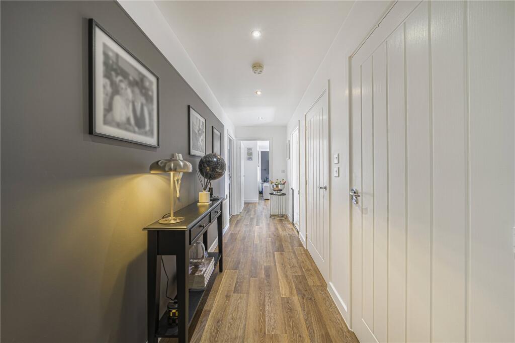 Apartment in Dartford - View 4