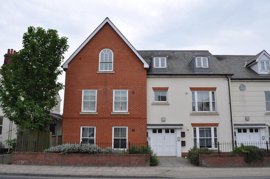 Main image of property: Felixstowe Road,Ipswich,IP3