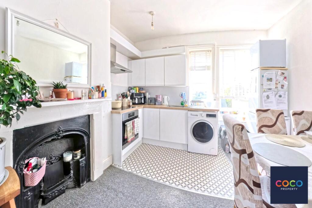 Apartment in Weymouth, Dorset - View 5