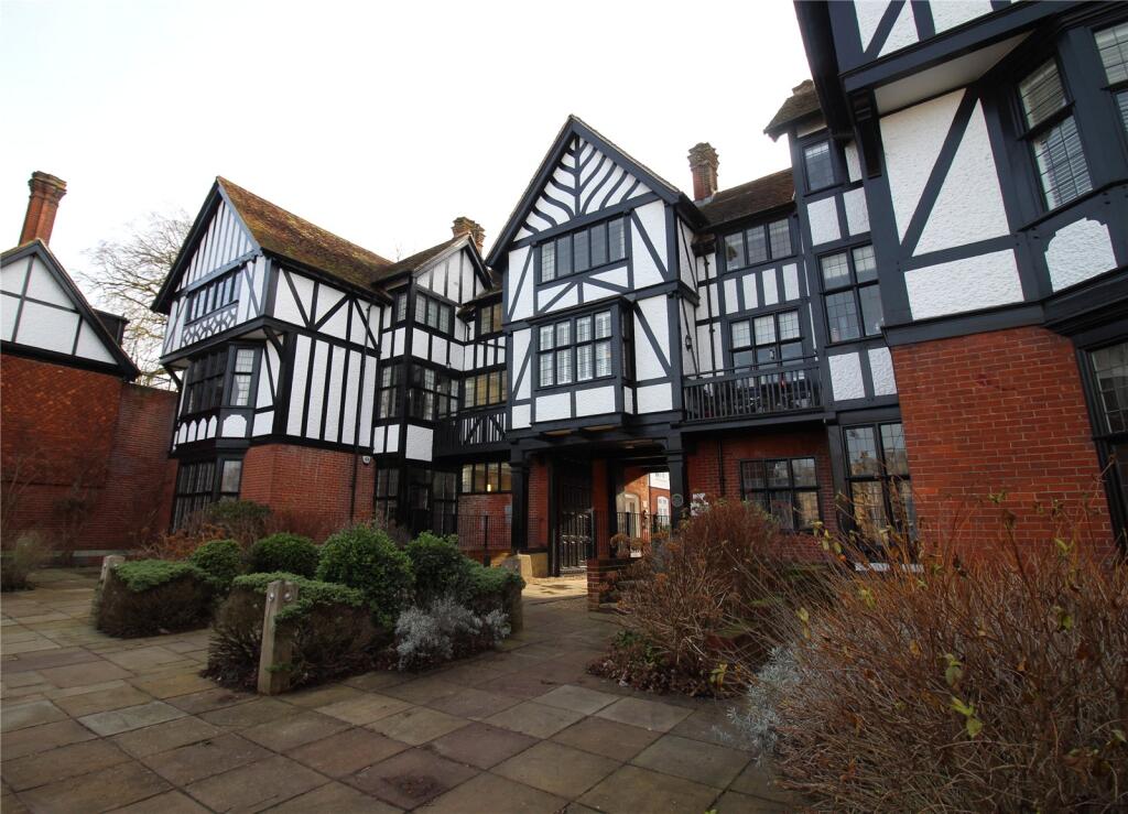 Main image of property: The Courtyard, Rothschild Place, Tring, HP23