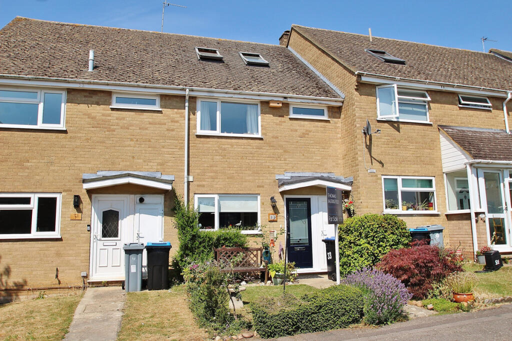 Main image of property: Knott Oaks, Combe, OX29