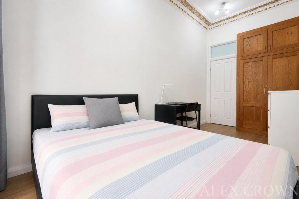 House in London, Paddington - View 5