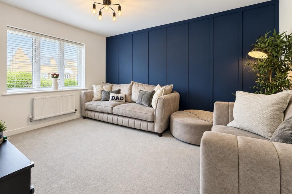 House in Wantage, Wellington Gate, Grove - More
