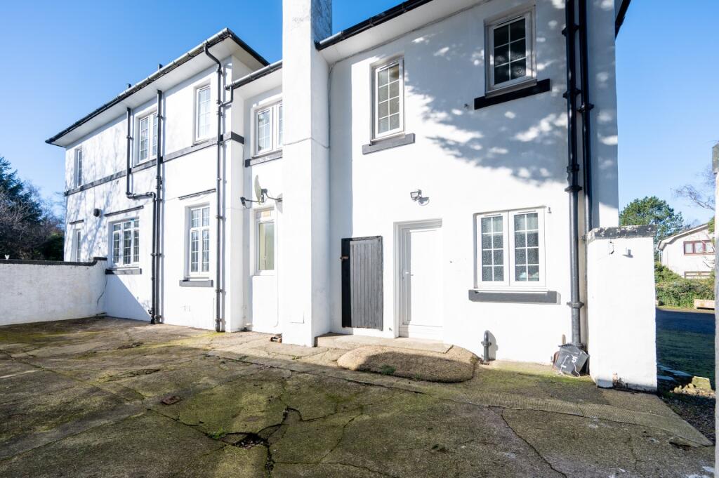 Main image of property: Amochrie Road, Flat 5, Paisley, Renfrewshire, PA2 0AH