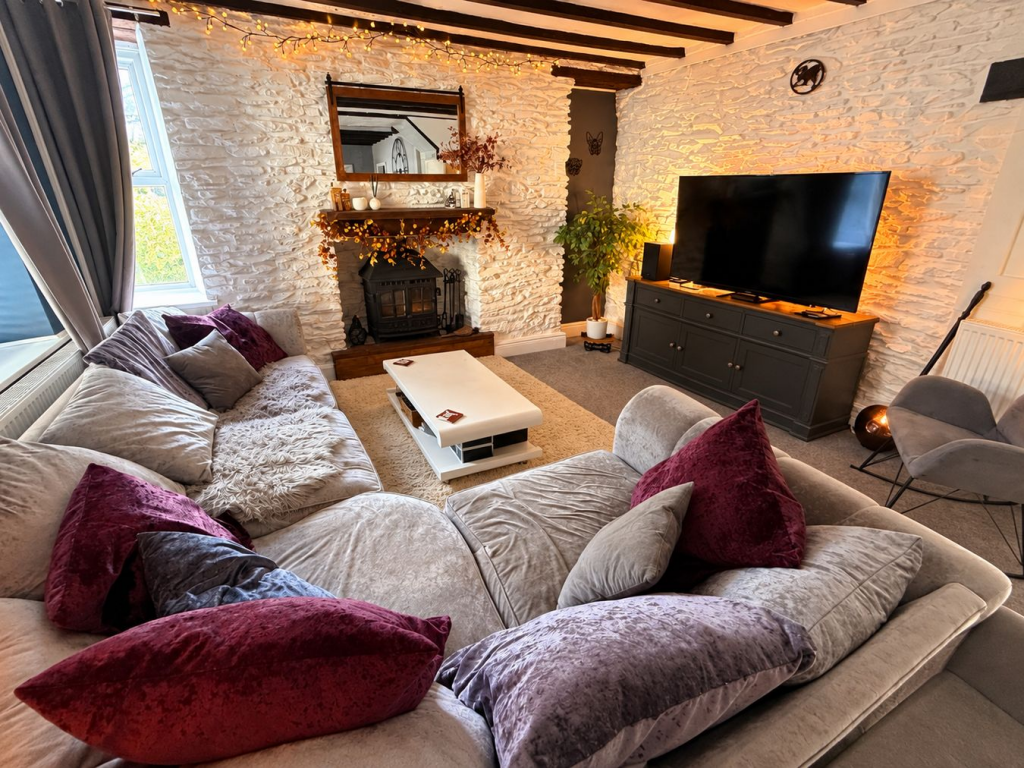 House in Swansea - More