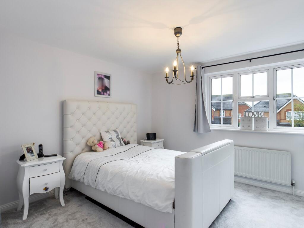 House in Sidcup, Falconwood - View 2
