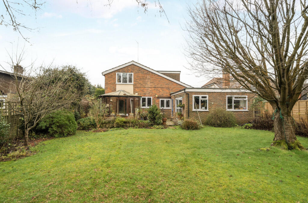Main image of property: Oxted Green, Milford, Godalming, Surrey, GU8