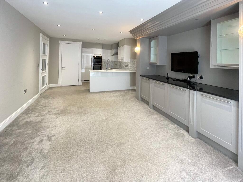Stratton Place, Stratton, Cirencester, Gloucestershire, GL7 - View 6