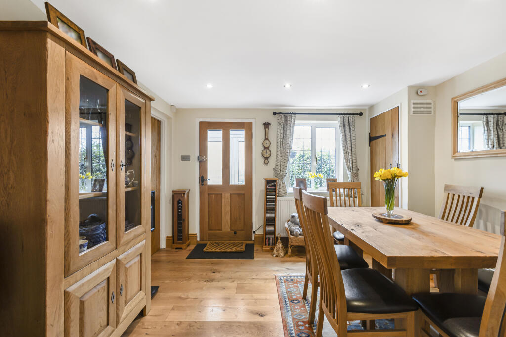 Additional image 7 of Tewin Hill, Tewin, Welwyn, AL6 0LJ