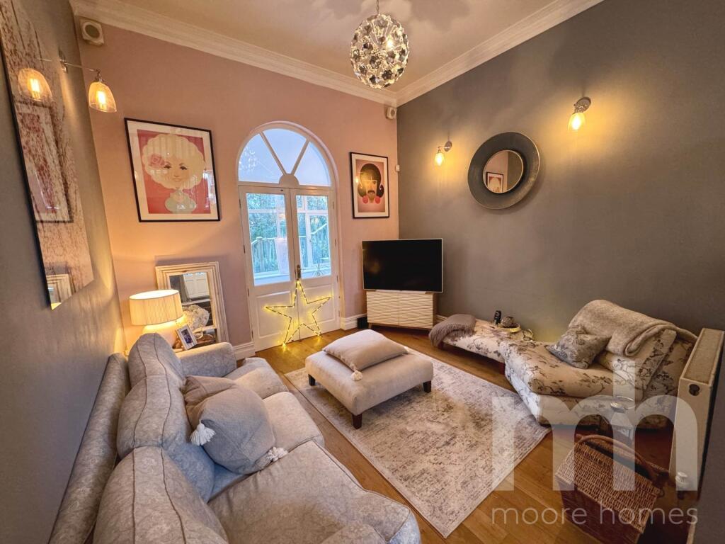 VALLEY ROAD, Bramhall SK7 2NH photo 2