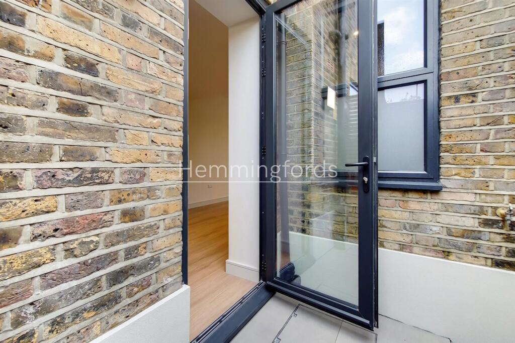 House in London, Muswell Hill - View 5
