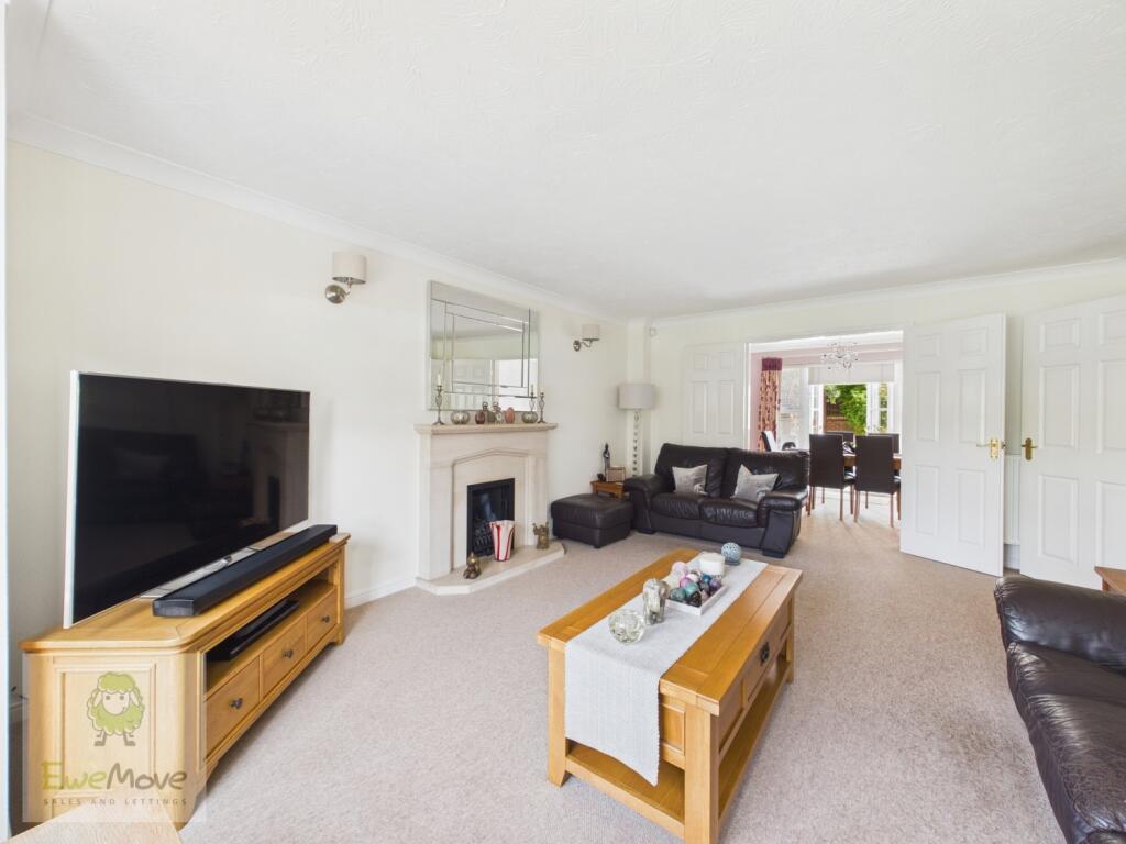 House in Rochester, Frindsbury Extra - View 4