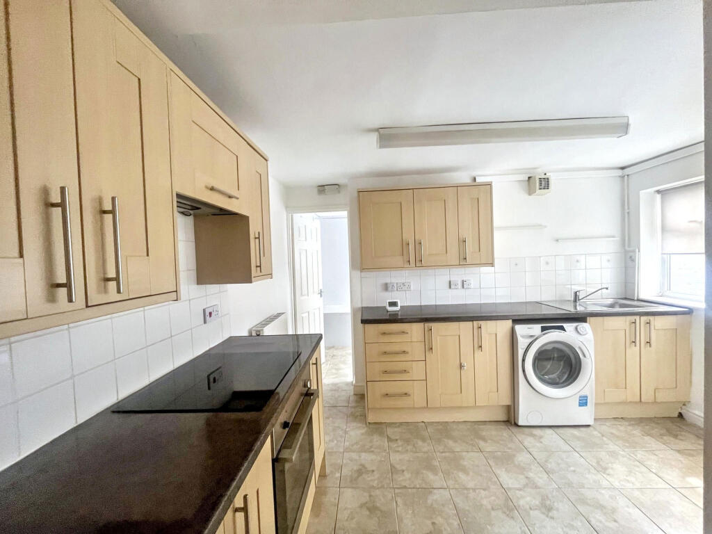 House in Newcastle upon Tyne - View 3