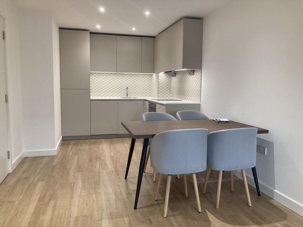 Cornelia House, 3 Caversham Road, London, NW9 photo 4