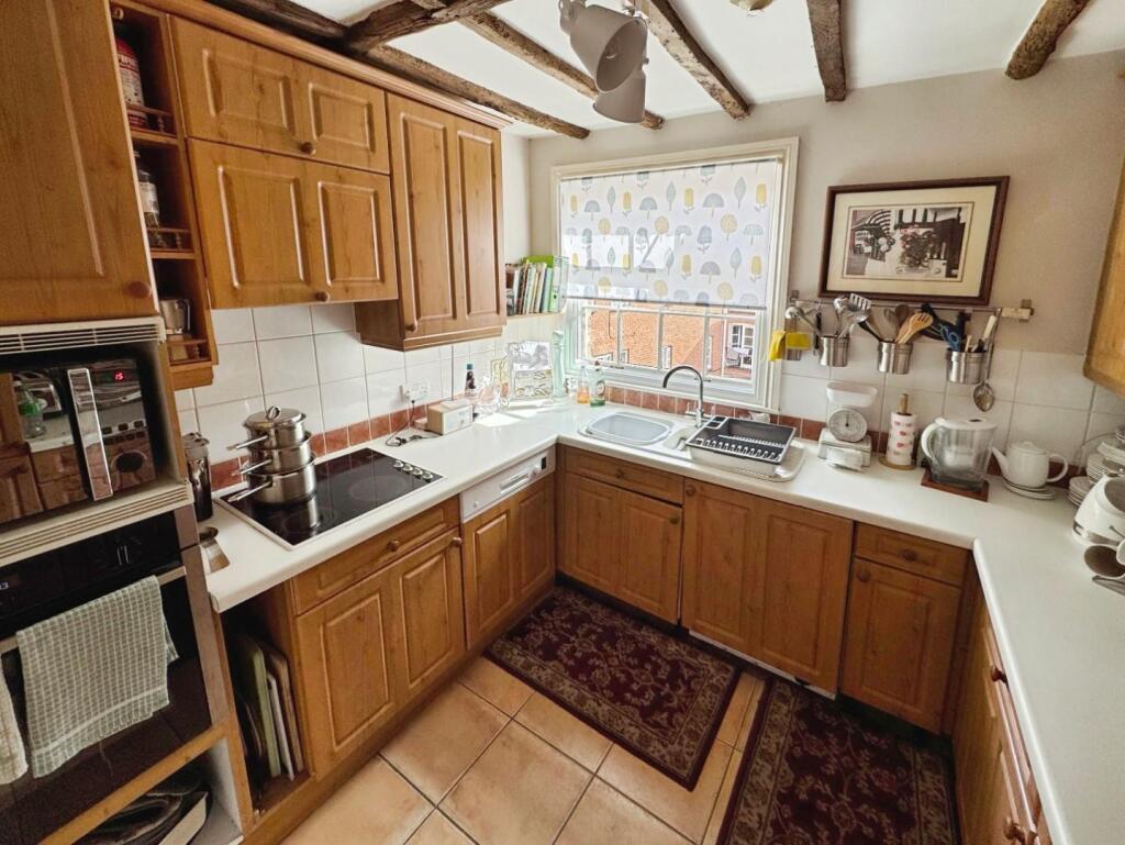 Apartment in Warwick - More