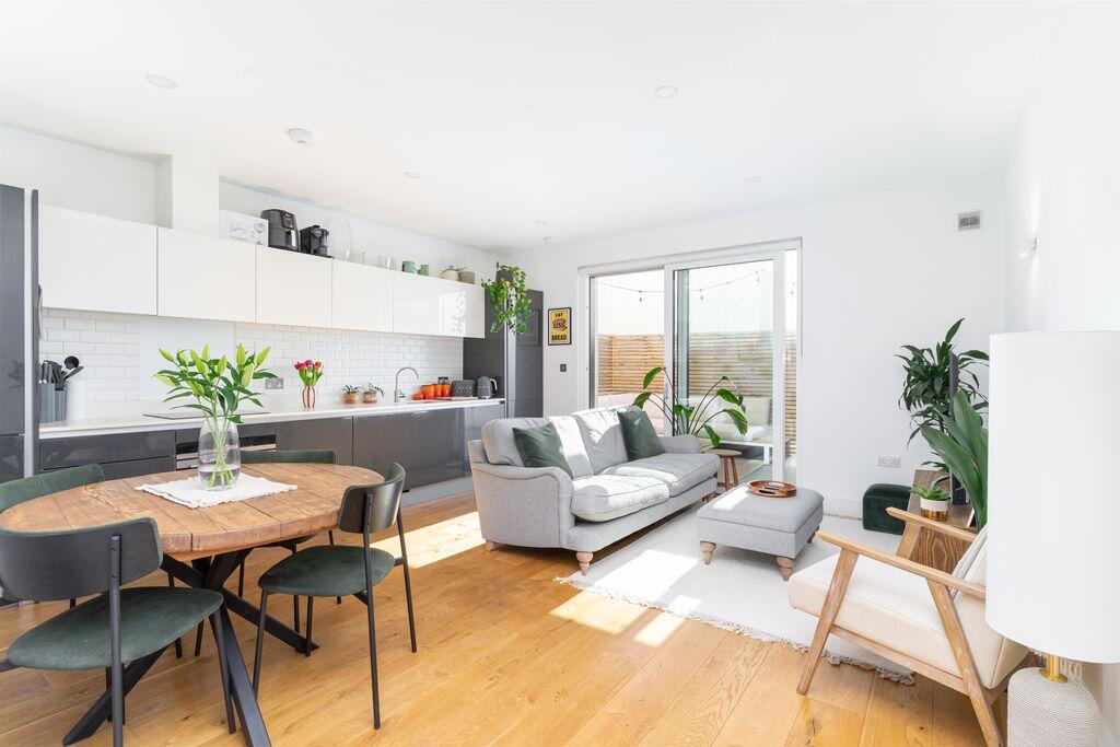 Main image of property: Purley Rise, West Purley