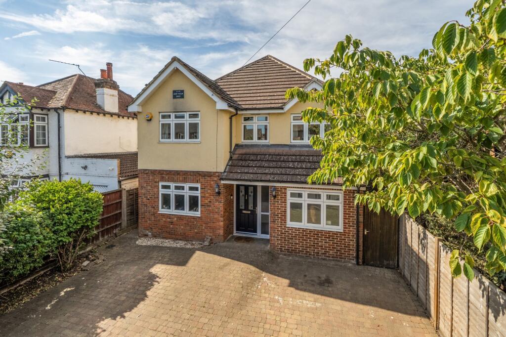 Main image of property: Huntercombe Lane North, Burnham, Buckinghamshire, SL1