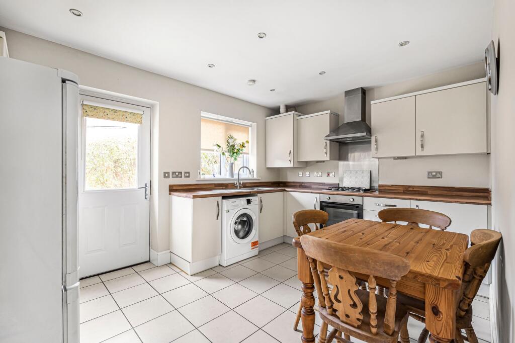 Woollard Walk, Sawtry, Cambrigeshire. photo 3