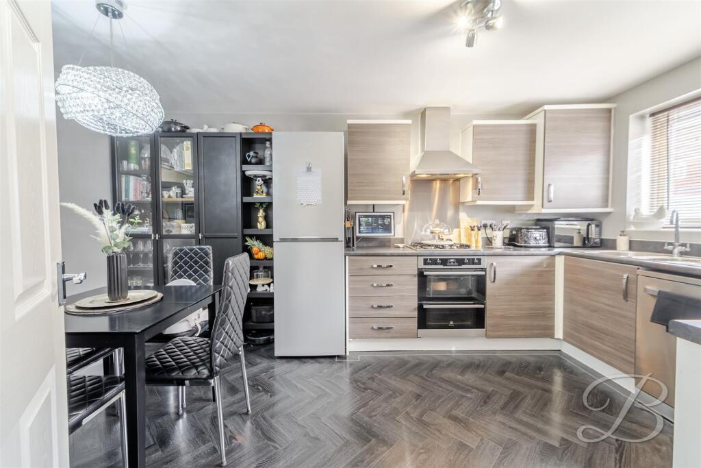 House in Nottingham - View 5