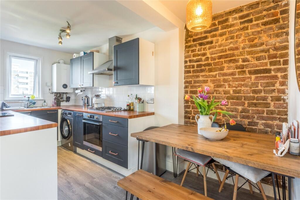 Apartment in Brighton - View 5