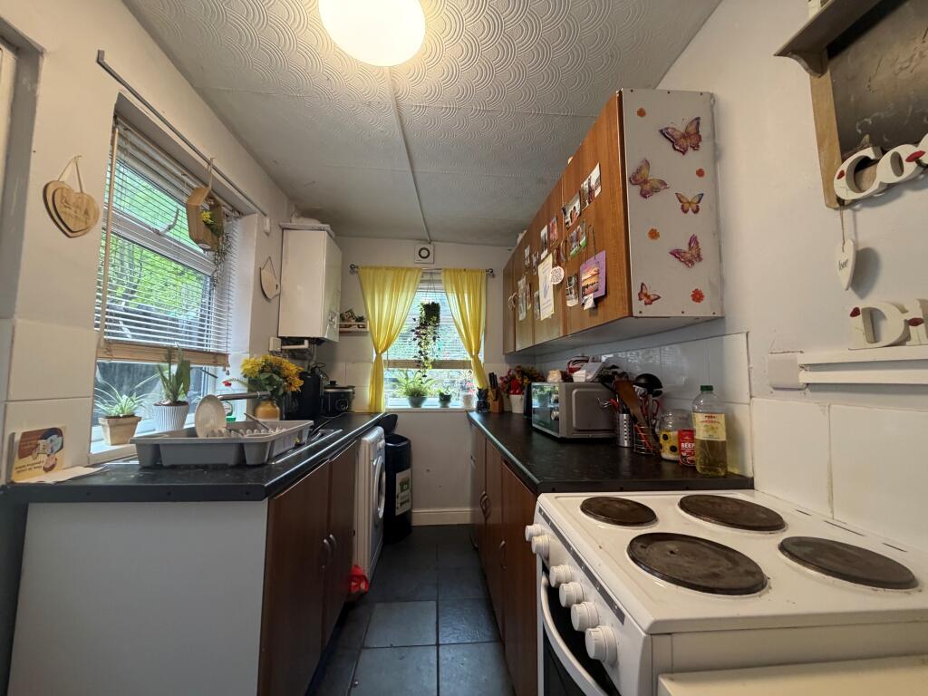 House in Nottingham - View 3