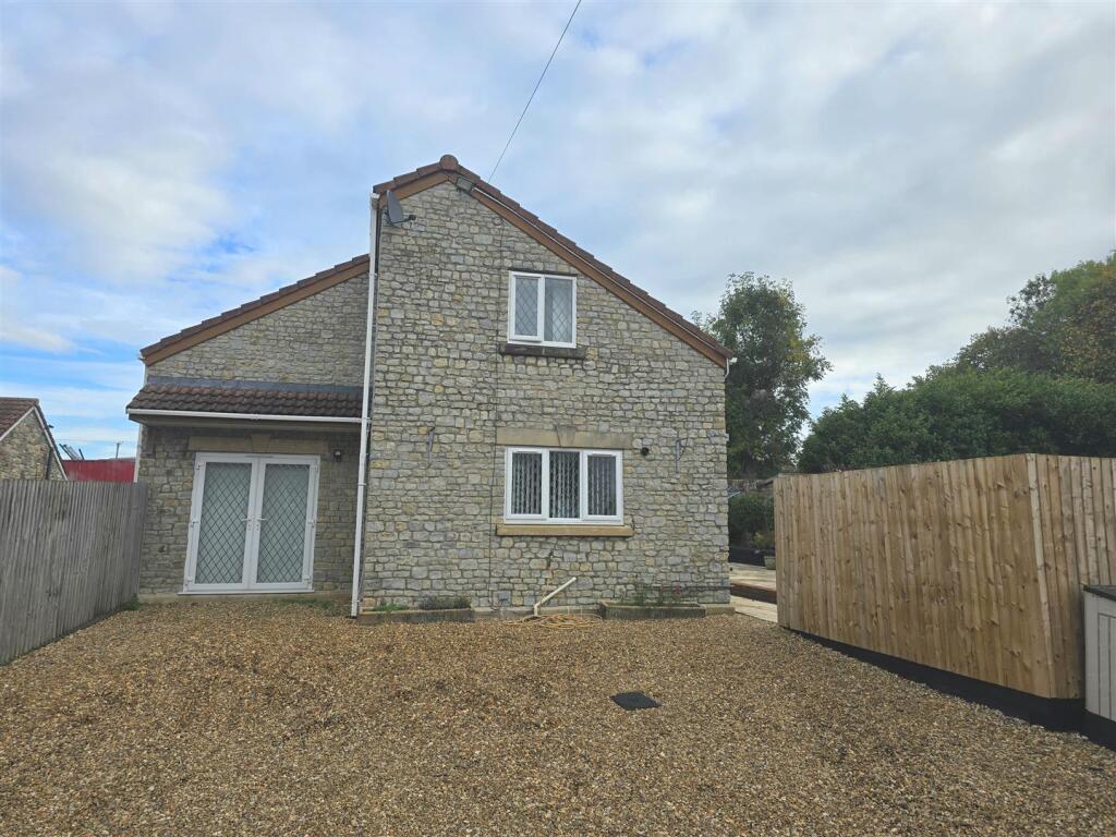 Main image of property: London Road, Warmley, Bristol