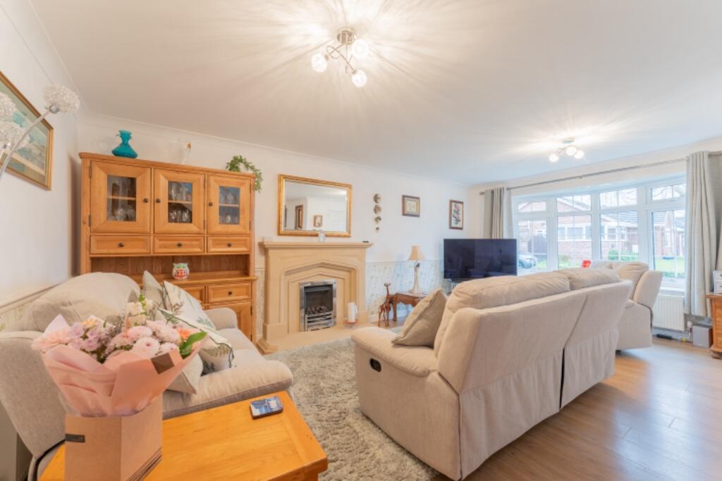 House in Wirral, Liverpool City Region - View 2