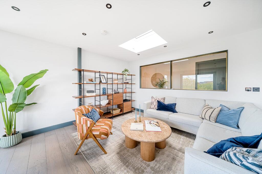 Apartment in London, Bankside, Elephant and Castle - View 4