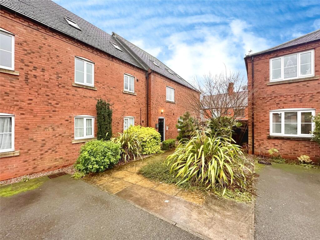 Main image of property: Harris Place, Hinckley, Leicestershire, LE10