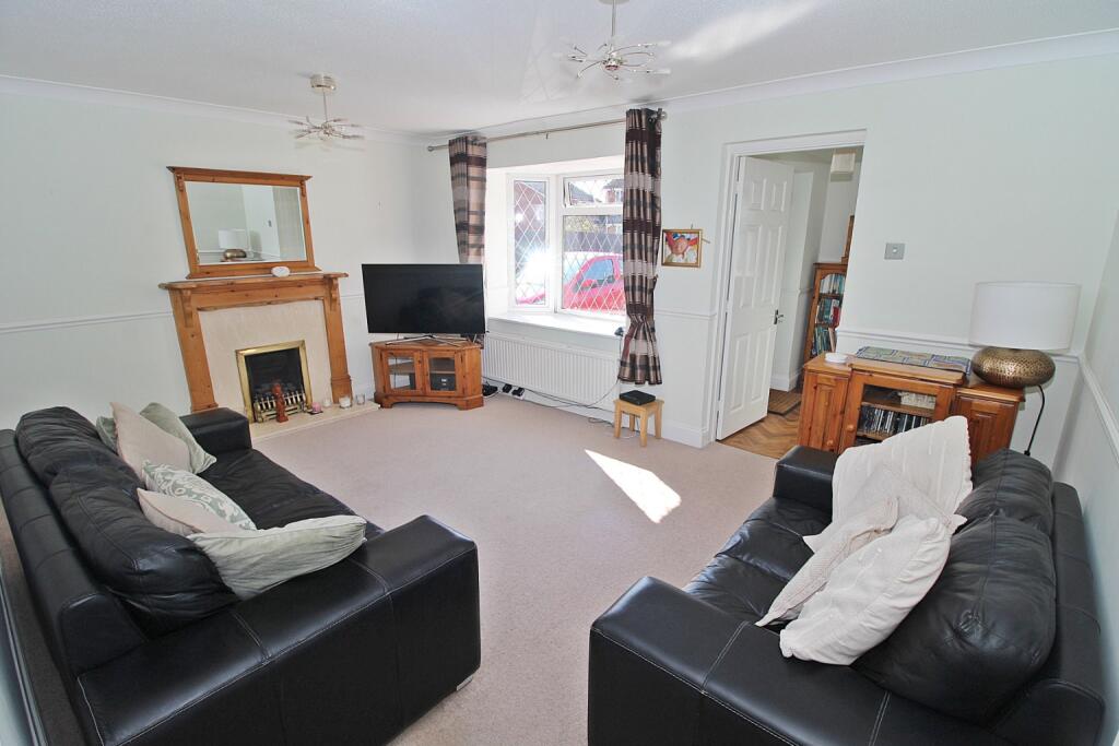 Ely Close, Flitwick photo 2