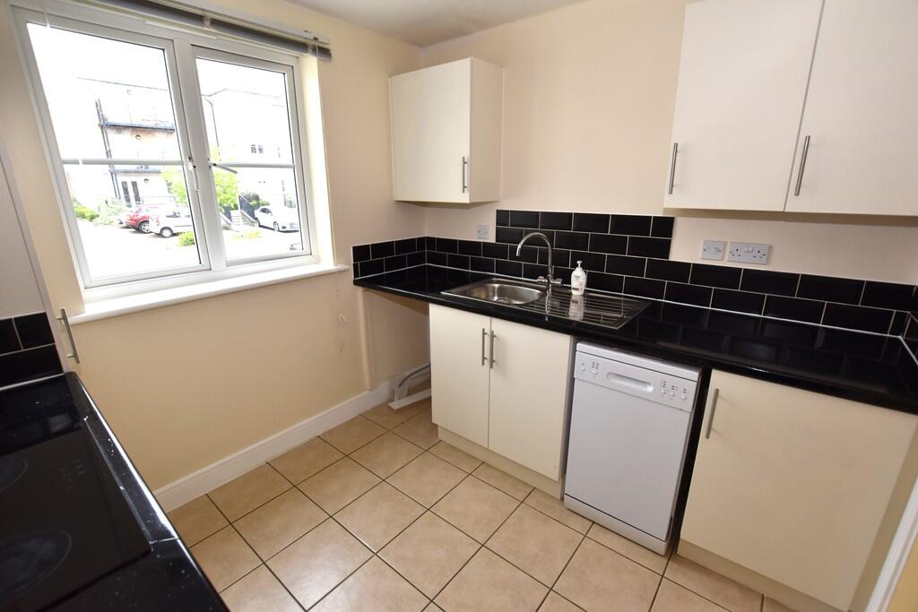 Woods Court, Propelair Way, Colchester photo 4
