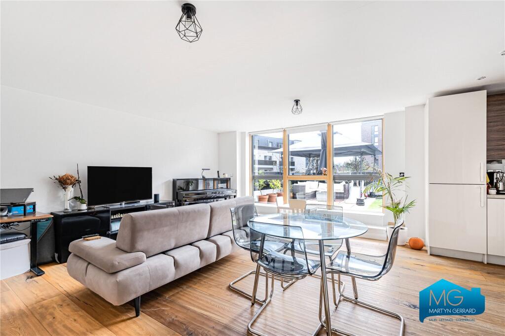 Apartment in London - View 3