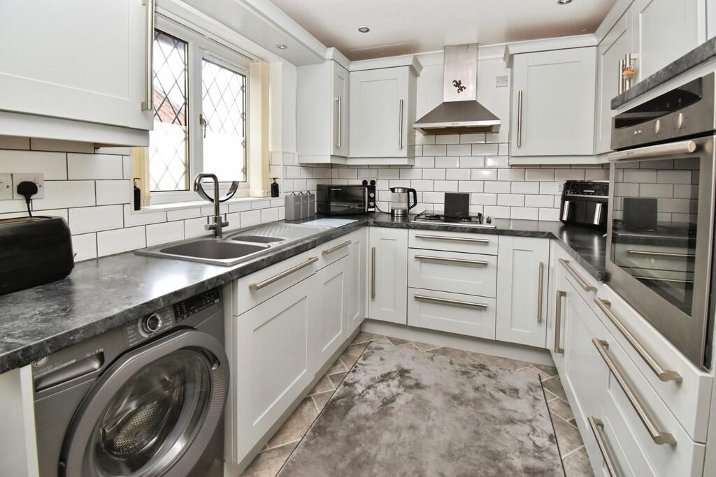 Penswick Grove, Coddington photo 2