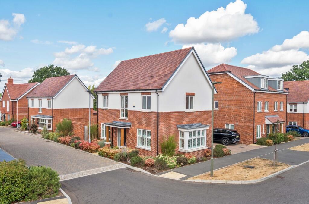 House in Guildford, Worplesdon