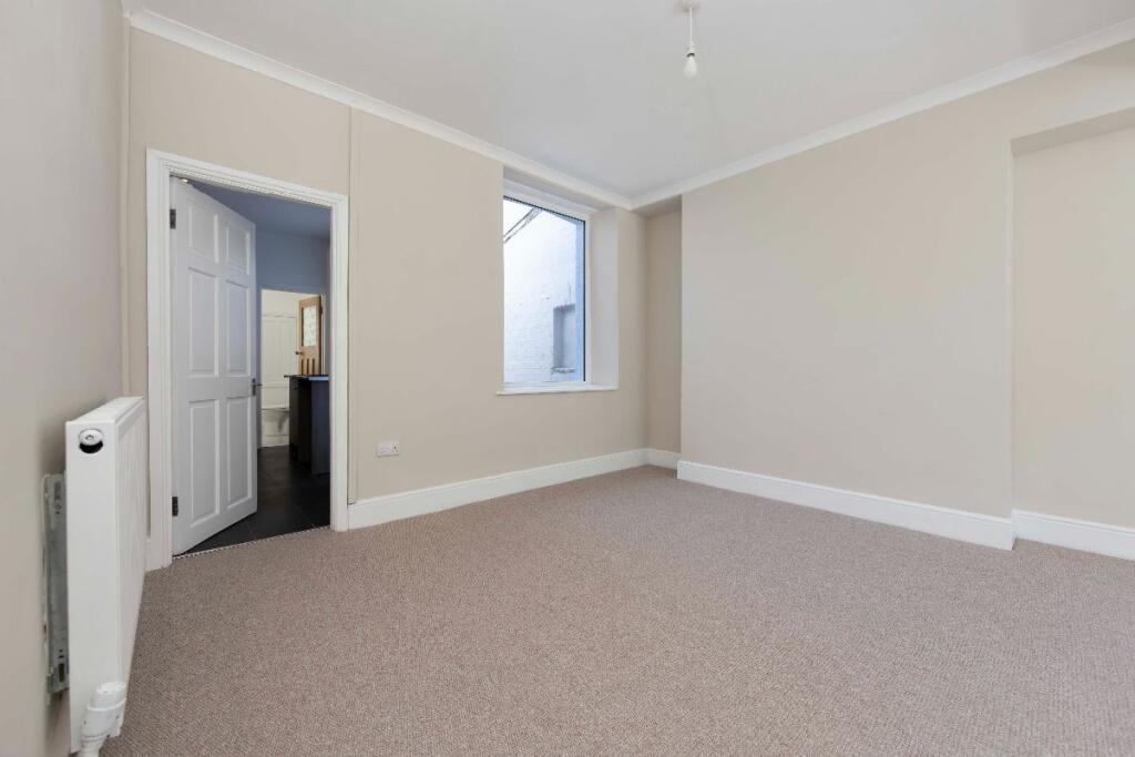 House in Abercynon - View 4