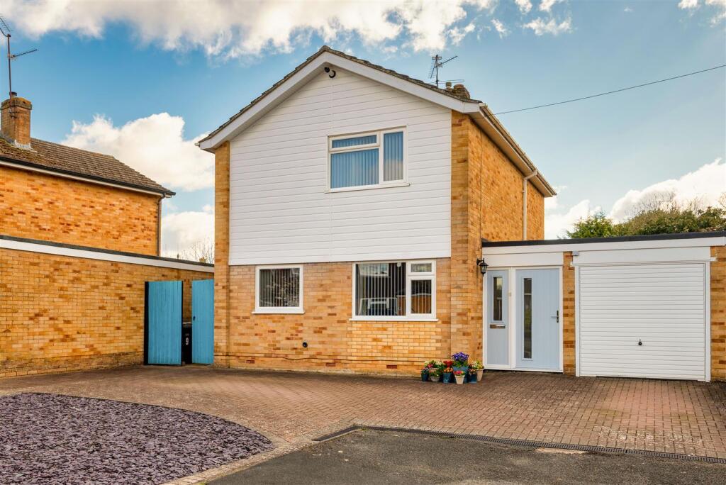 Main image of property: Lambourne Road, Sonning Common