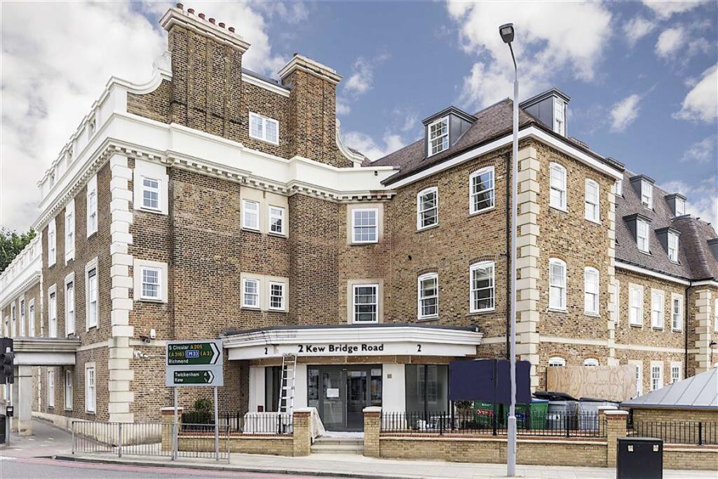Main image of property: Kew Bridge Road, Kew Bridge