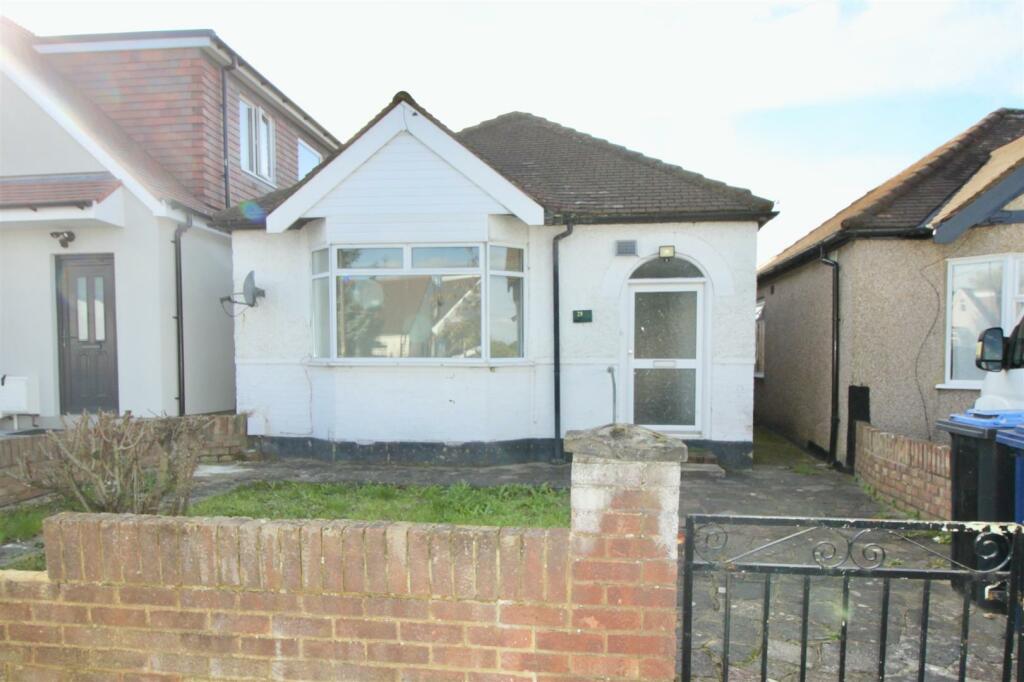 2-bed bungalow on Marnham Crescent, Greenford, £525,000