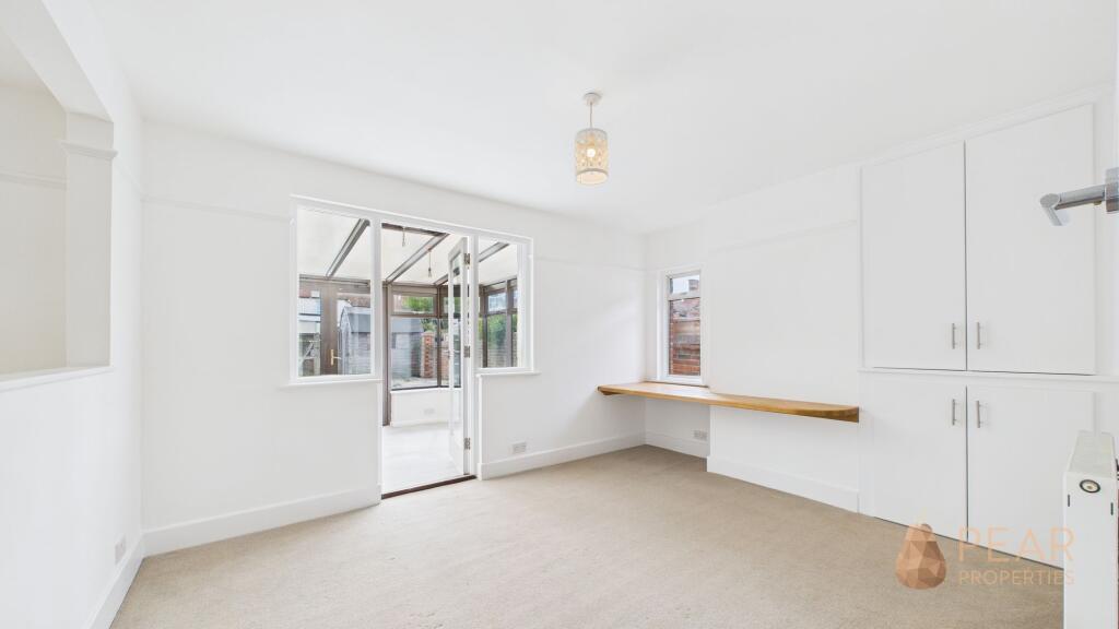 Livesay Crescent, Worthing, BN14 photo 5